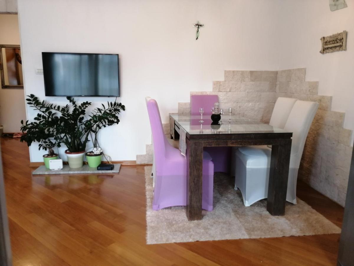 Apartment Visoka Split Bagian luar foto