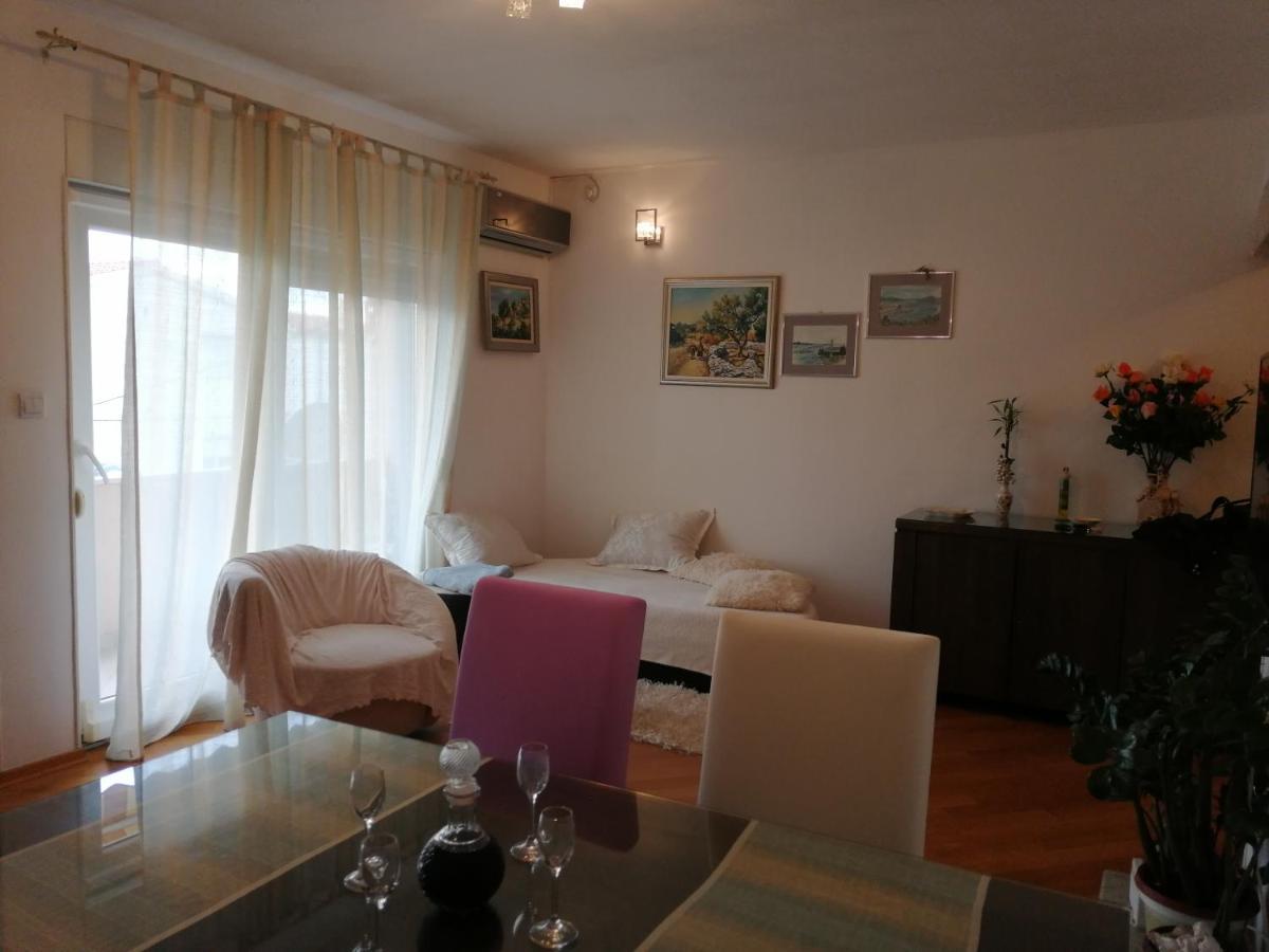 Apartment Visoka Split Bagian luar foto